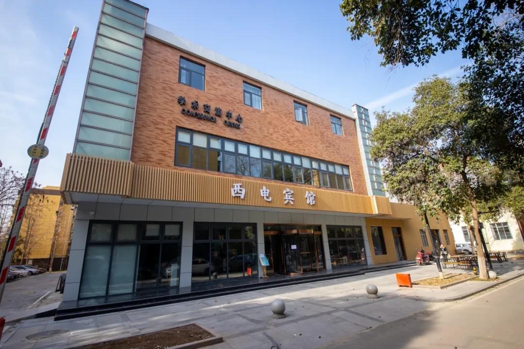 1713755111909565.jpg 1713755111909565.jpg