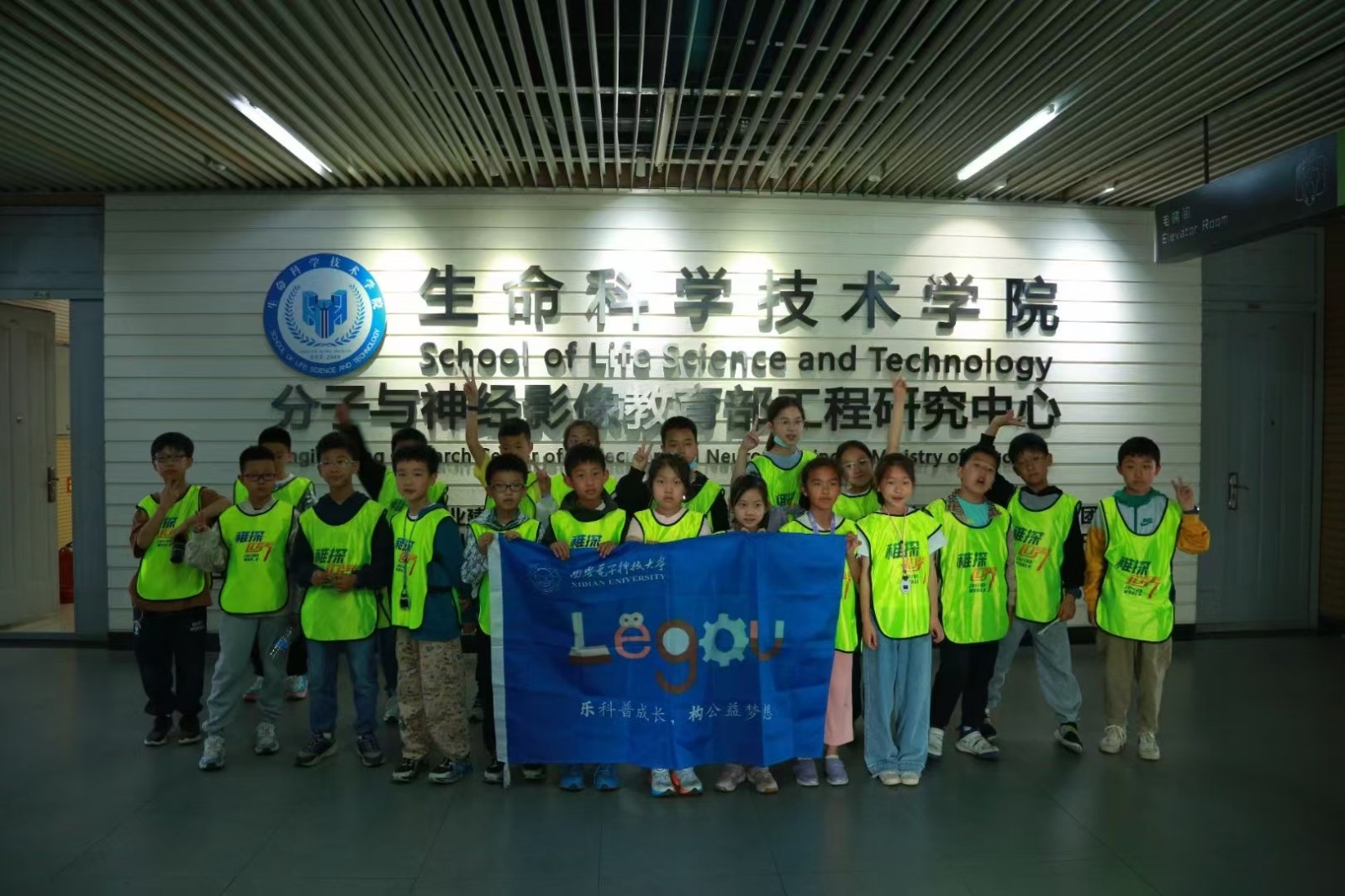 1716197160782392.jpg 1716197160782392.jpg