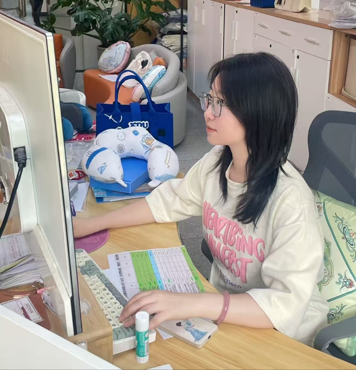 1746502223359041.jpg 1746502223359041.jpg