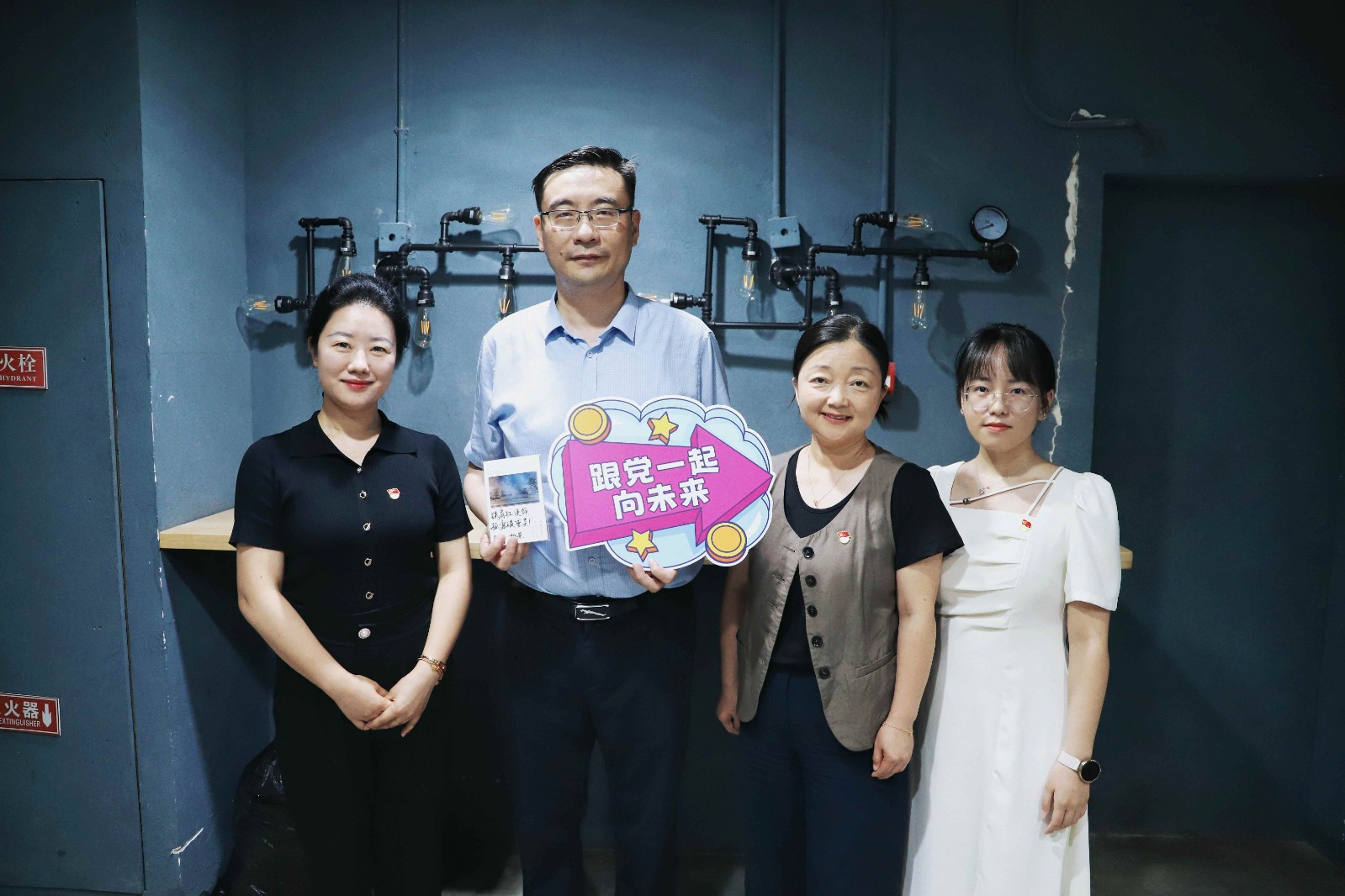 1751526483133790.jpg 1751526483133790.jpg